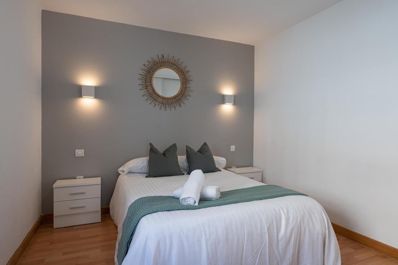 Homeforguest Apartment With Pool And Terrace 1 Min From The Beach Коралео Екстериор снимка