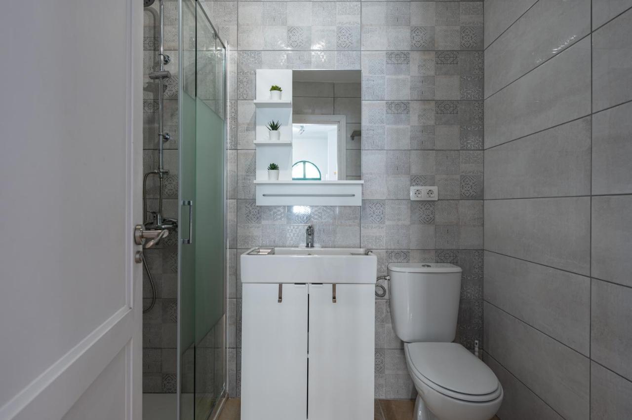 Homeforguest Apartment With Pool And Terrace 1 Min From The Beach Коралео Екстериор снимка